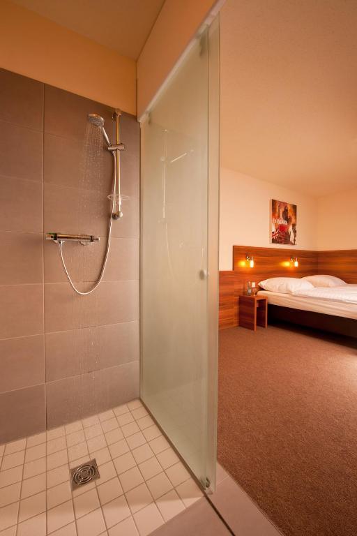 Astay Hotel Грединг Экстерьер фото